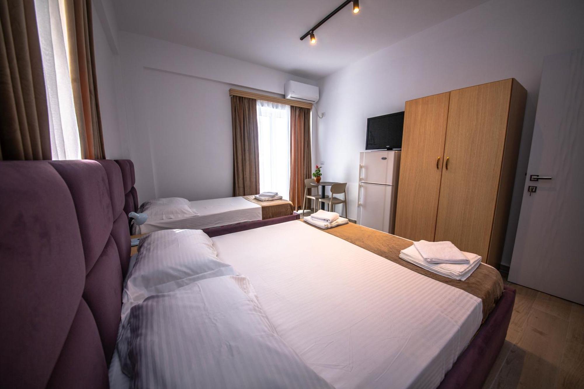 Hotel Perla Ksamil Extérieur photo