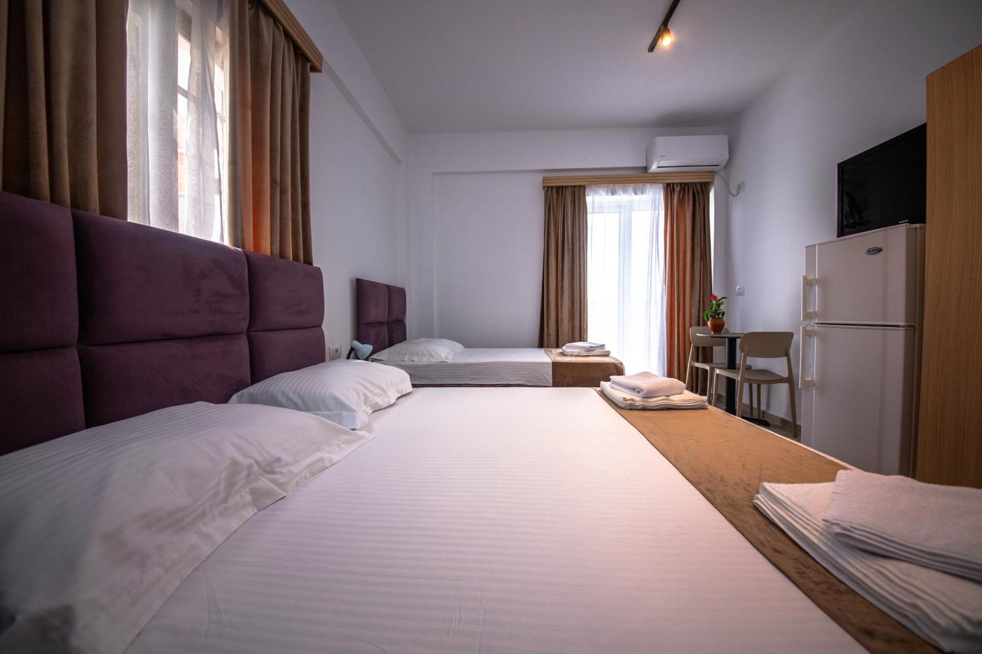 Hotel Perla Ksamil Extérieur photo