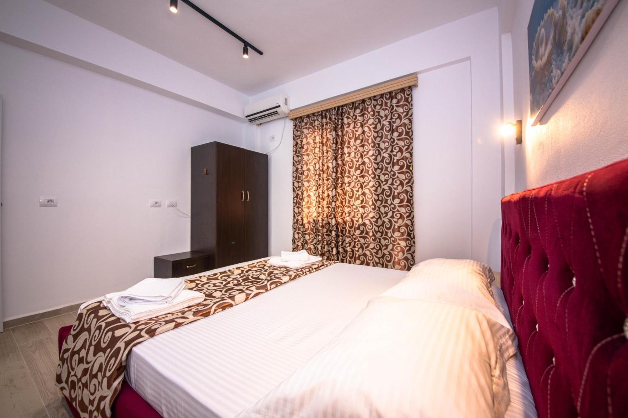 Hotel Perla Ksamil Extérieur photo