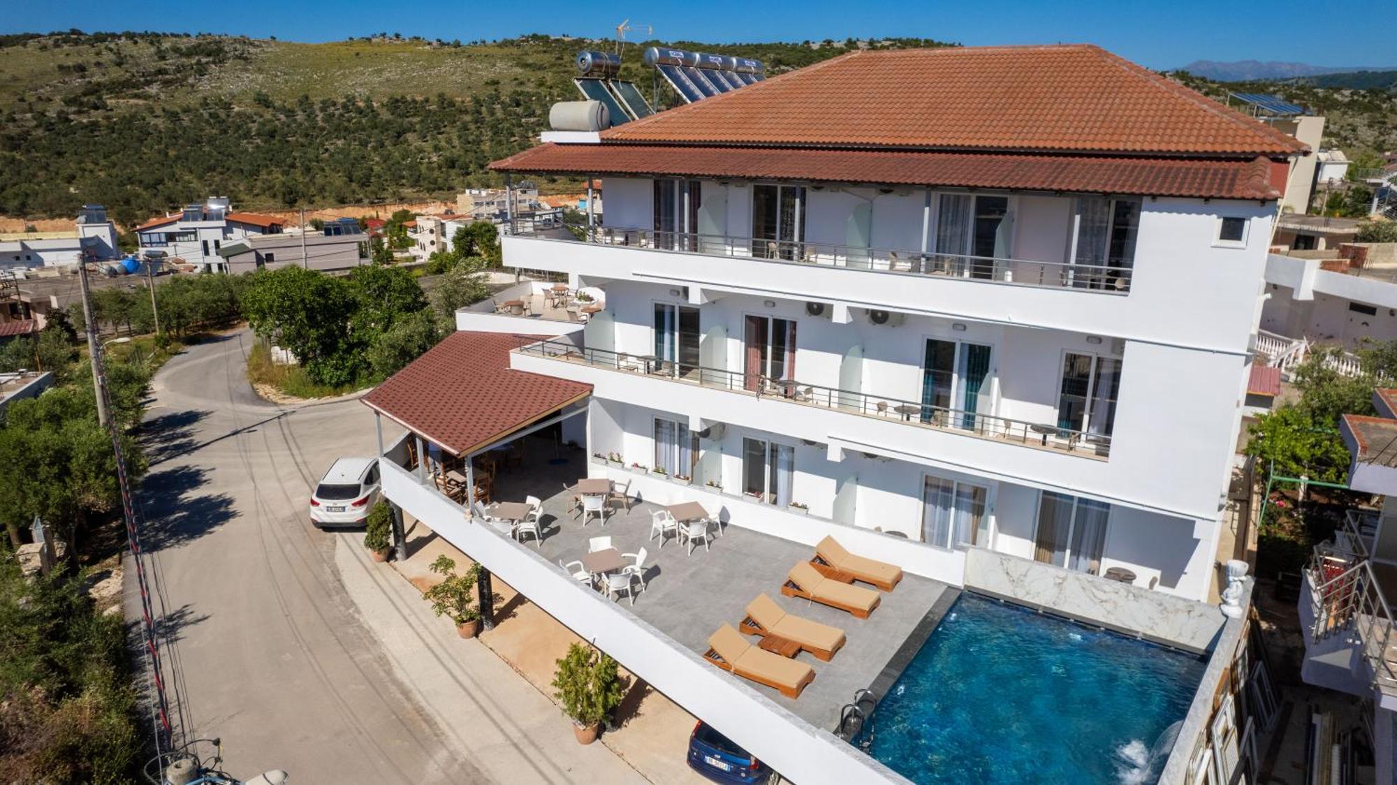 Hotel Perla Ksamil Extérieur photo