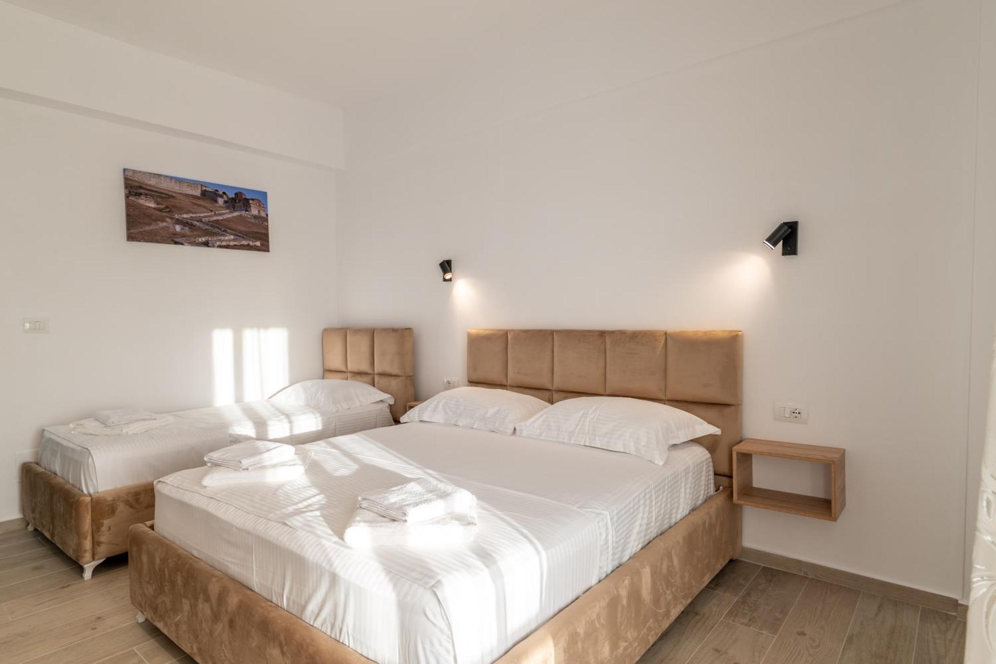 Hotel Perla Ksamil Extérieur photo
