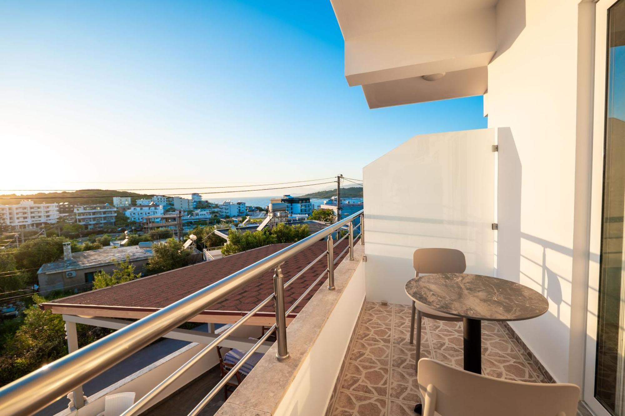 Hotel Perla Ksamil Extérieur photo