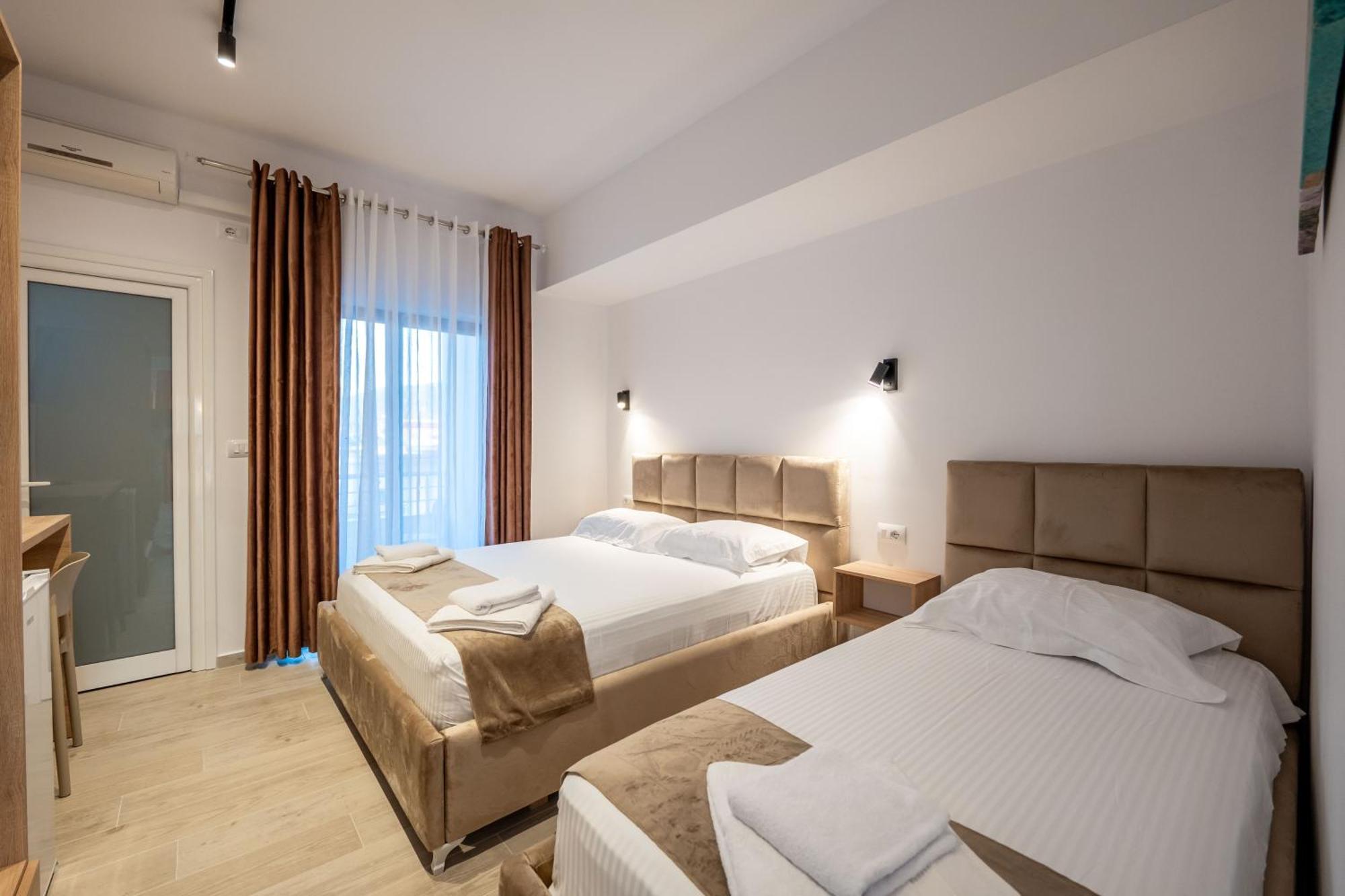 Hotel Perla Ksamil Extérieur photo
