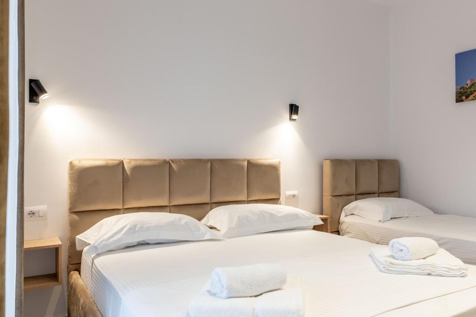 Hotel Perla Ksamil Extérieur photo